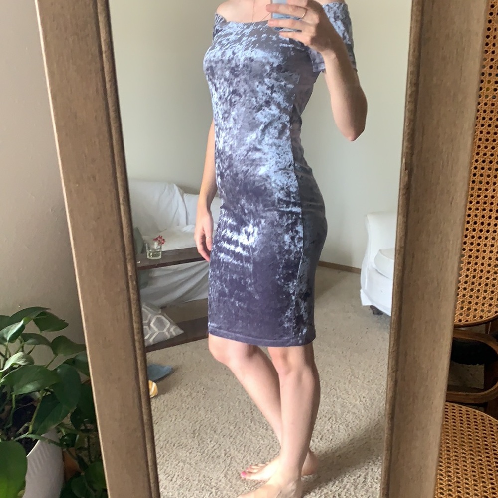 Crushed velvet dress bodycon